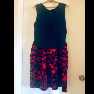 Sleeveless Black &Red Enfocus Dress